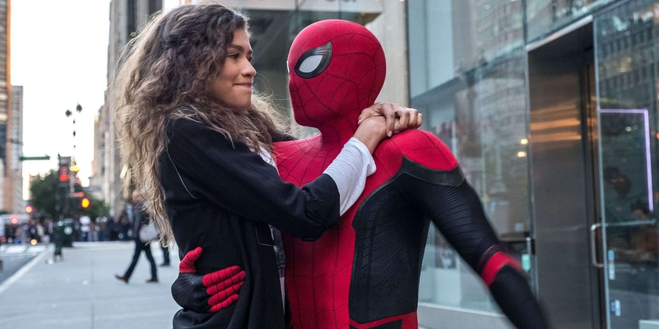 Zendaya-and-Tom Holland in Spider Man Far From Home
