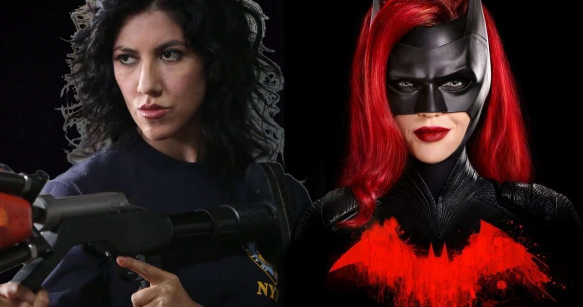 Batwoman-Stephanie-Beatriz.jpg