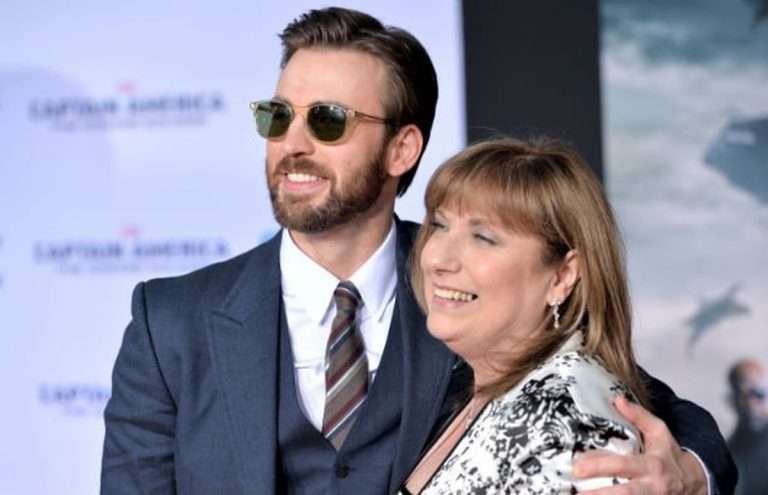 Chris Evans Had To Be Persuaded To Take Captain America’s Role Because of His Mother