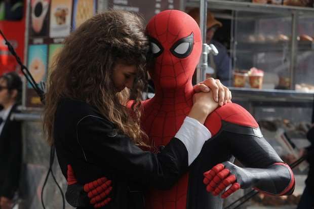 Zendaya Opens Up On Relationship With Tom Holland: “Very Charismatic”