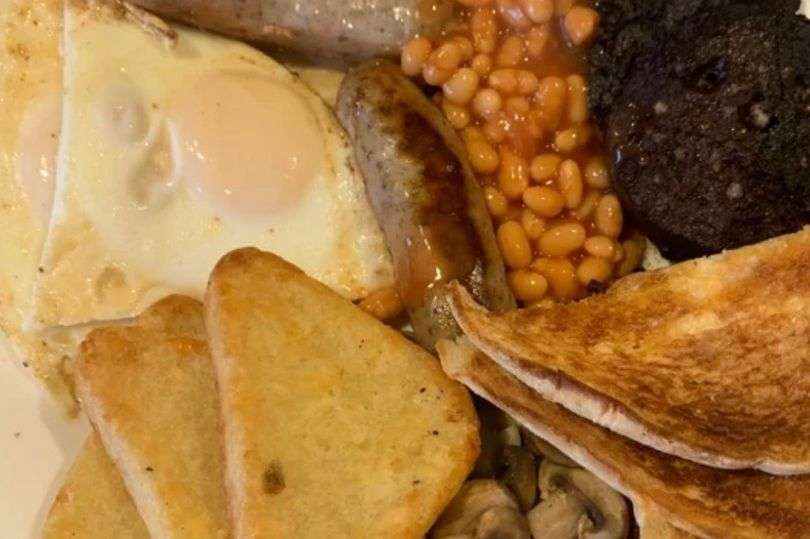 americans-first-attempt-at-full-english-labelled-trash-by-people