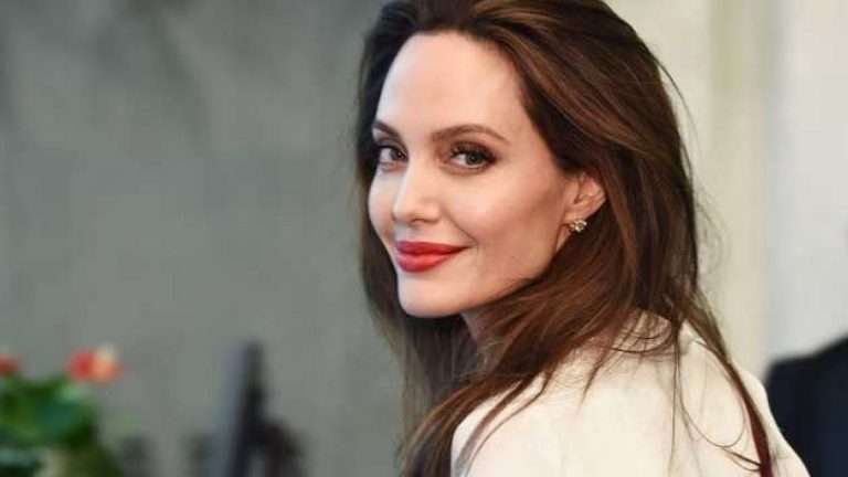 Angelina Jolie Did Not Shower For Three Days For This Role