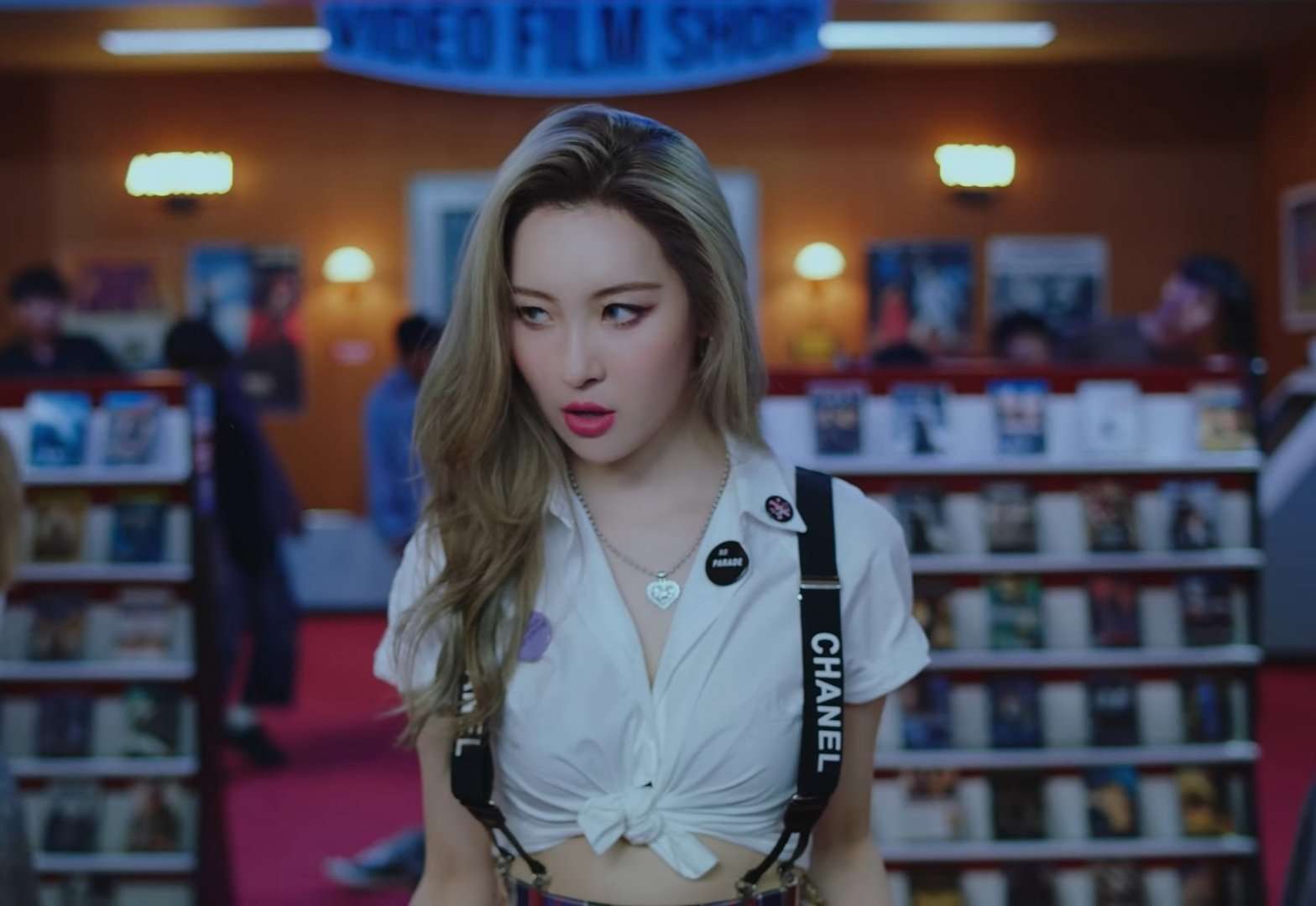 Sunmi's You Can't Sit With Us